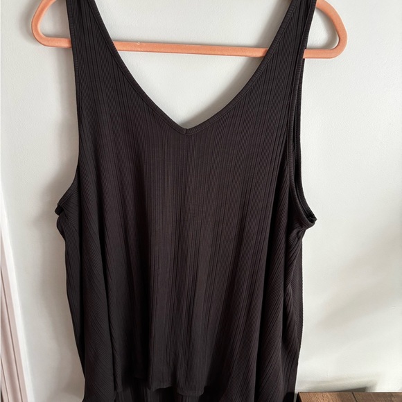 Old Navy Charcoal Gray V-Neck Tank Top Size 3X - Picture 5 of 7